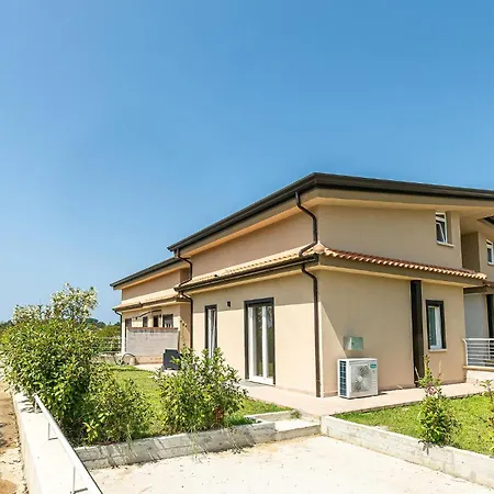 Amazing In Casalvelino Apartment *